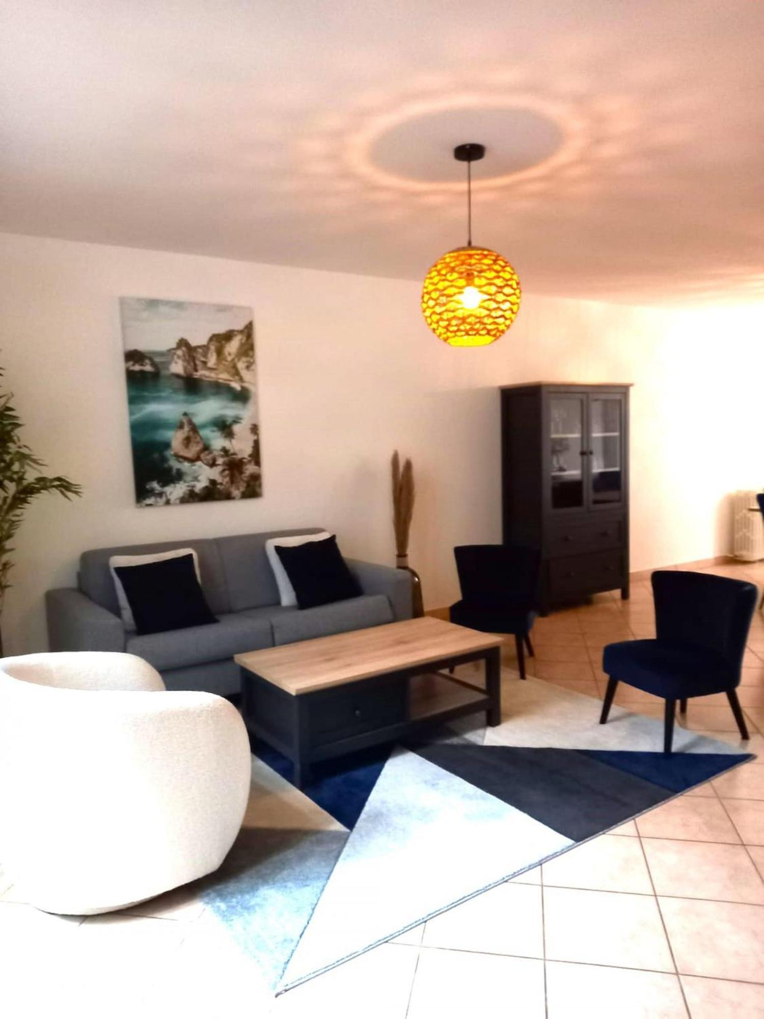 Belle Maison 8 Pers Vatan Centre Kültér fotó